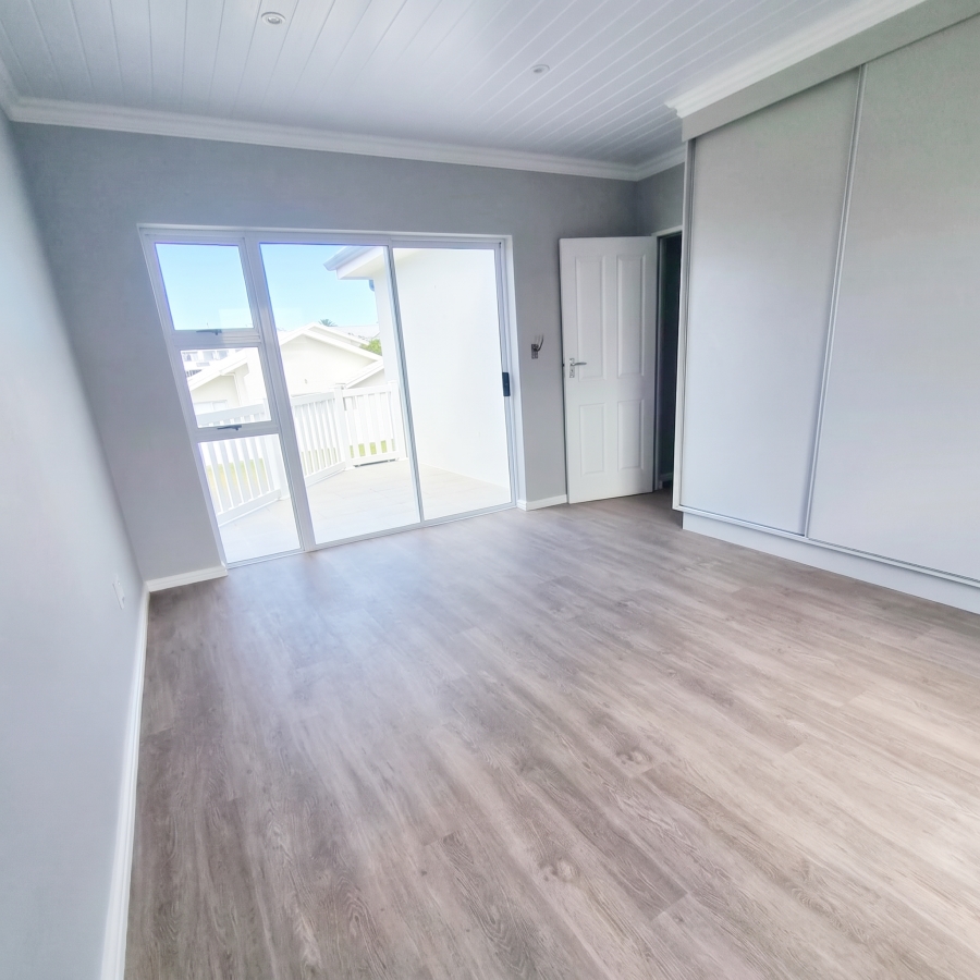 2 Bedroom Property for Sale in Struisbaai Western Cape